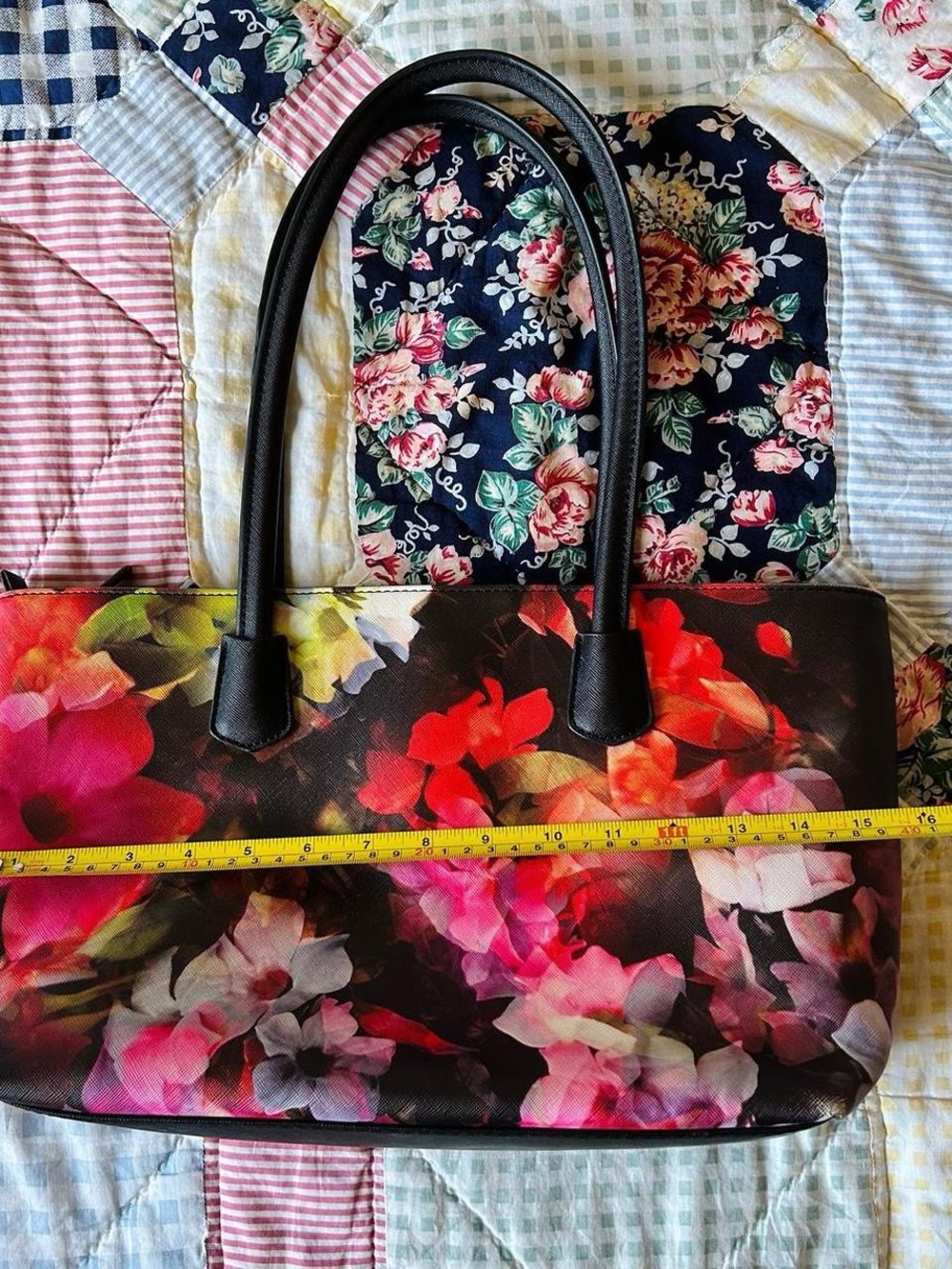 Floral Print Tote Bag with Black Handles - Pink/Red Floral - Picture 5 of 7